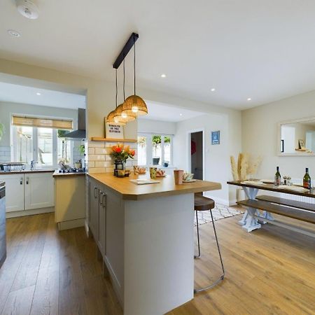 Stones Throw - Stunning House, Mins From Beach And Dogs Welcome ブロードステアーズ エクステリア 写真