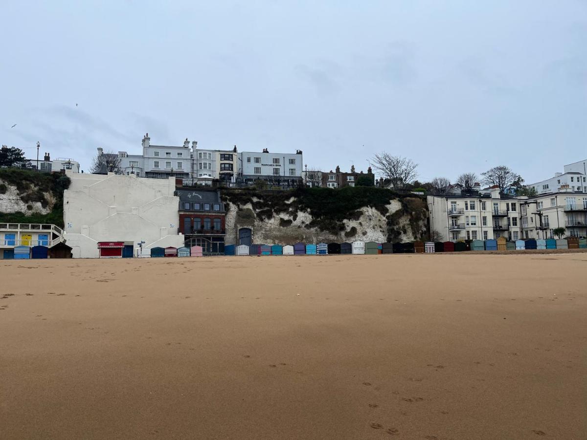 Stones Throw - Stunning House, Mins From Beach And Dogs Welcome ブロードステアーズ エクステリア 写真